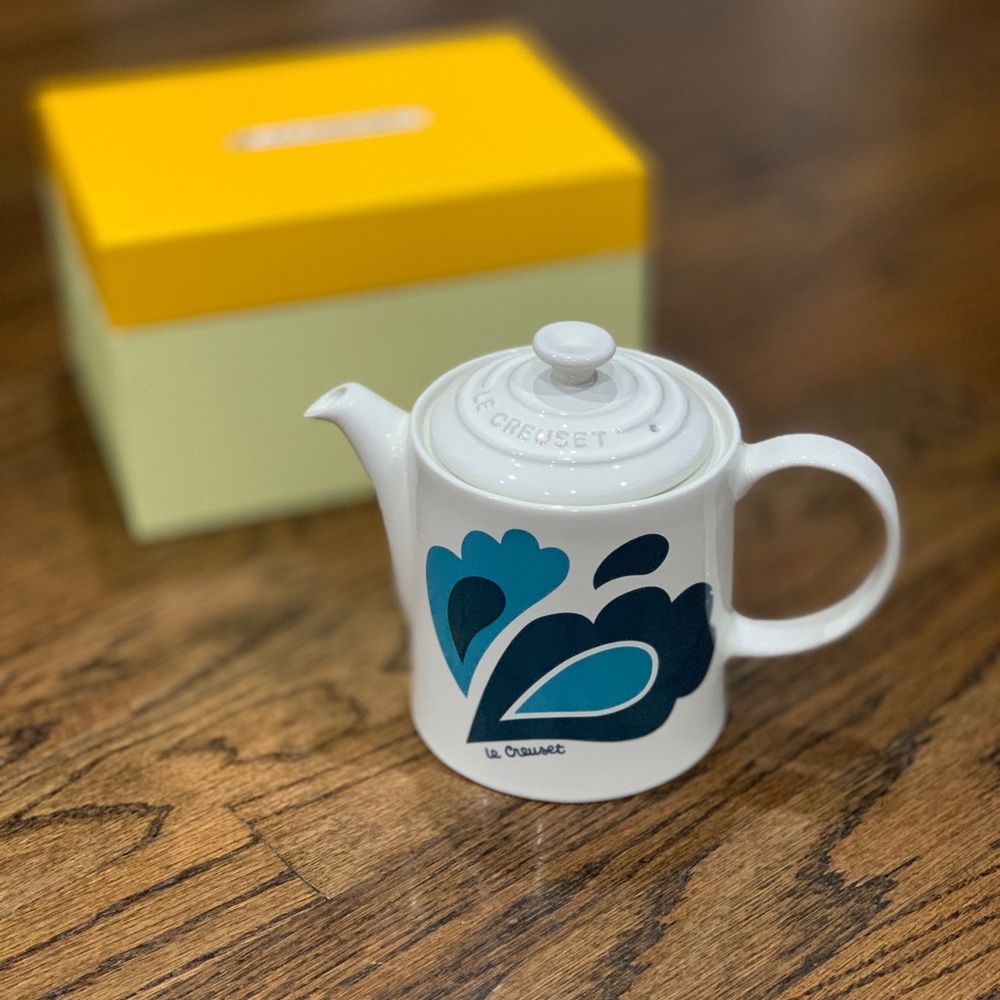 Sale!! New Le Creuset Blue Peacock Grand Teapot
